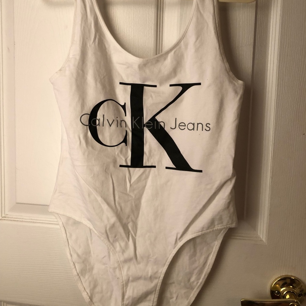 NEVER WORN Calvin Klein bodysuit